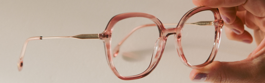 La mode et la fonction : choisir la forme de lunettes parfaite avec Lunettes Pour Tous