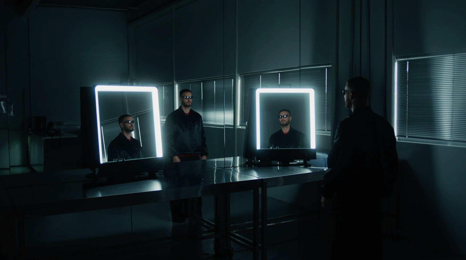 Charger la vidéo : 